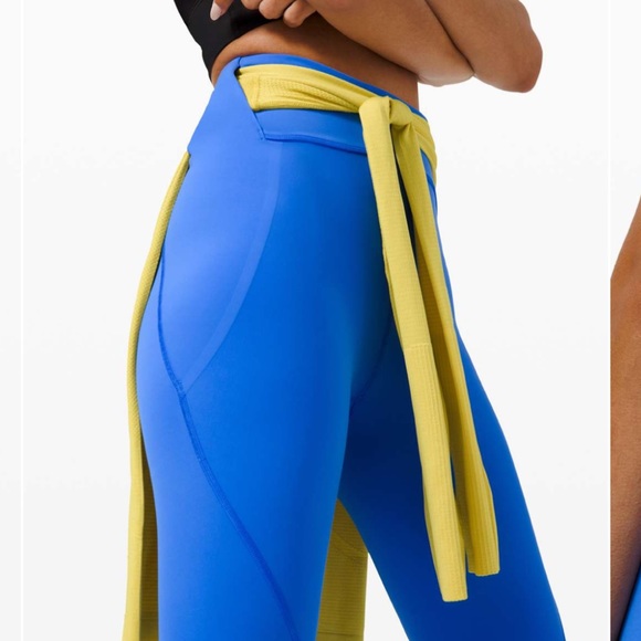 Lululemon Free to Speed High-Rise Tight 25"
Wild Bluebell size 6 EUC - Picture 4 of 12